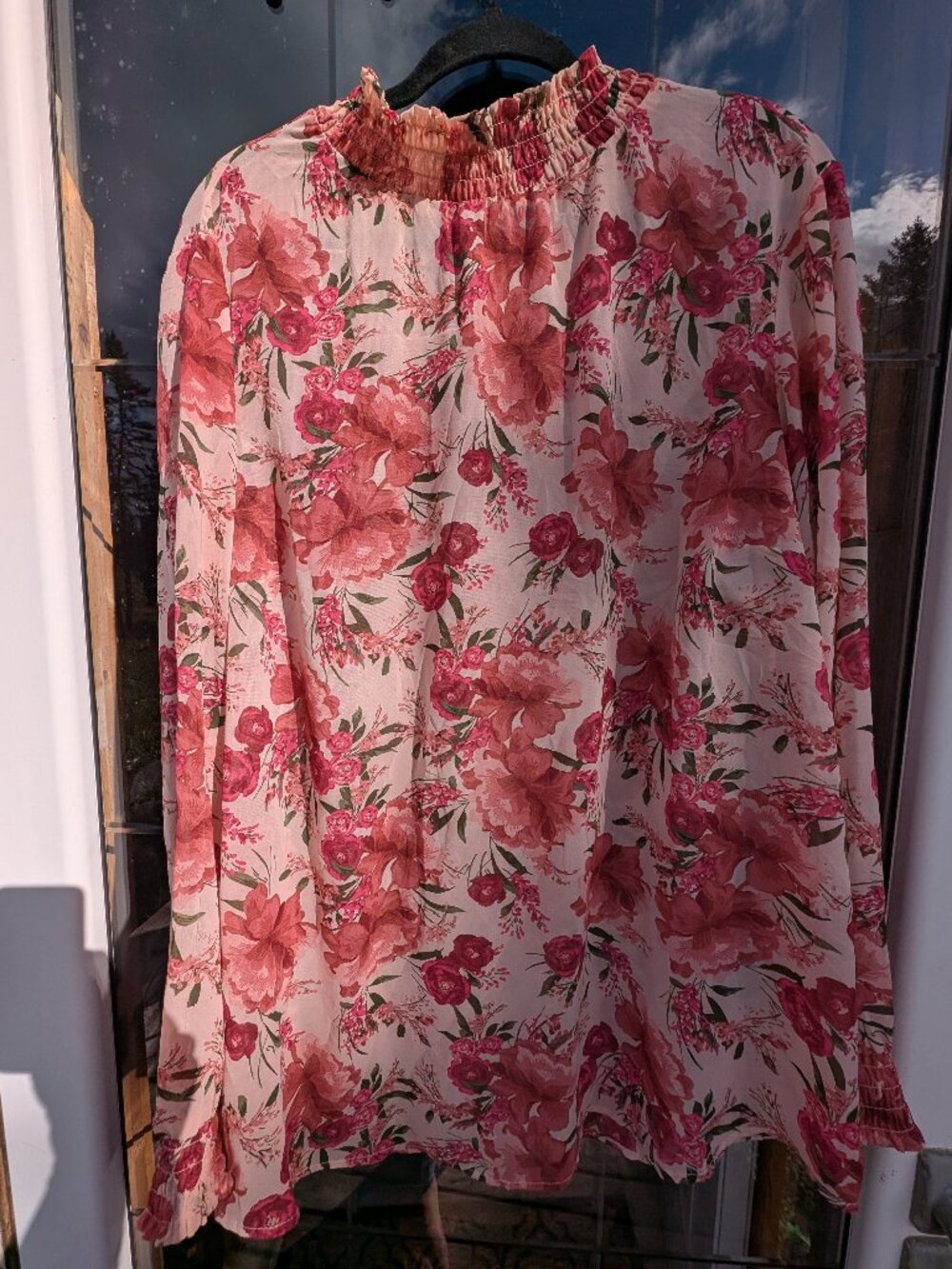 floral blouse